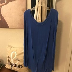 Blue knit flowy shirt. Gap brand